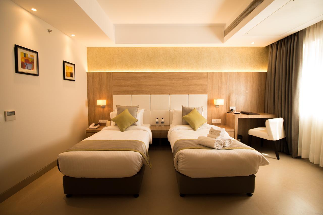 The Maureen Kolkata Exterior photo